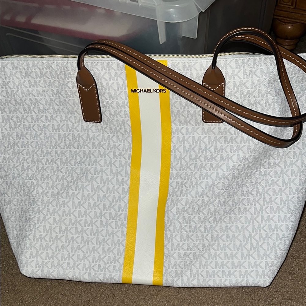 Michael Kors Large White Tote with Yellow Stripe